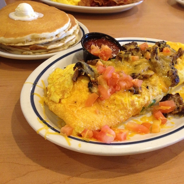 The Big Steak Omelette From IHOP | Nurtrition & Price